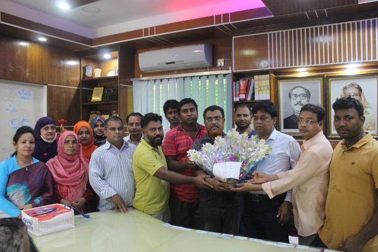 Md. Sadikuzzaman Khan Receives Floral Greetings and Congratulations from Various Organizations for Being Named the Best
